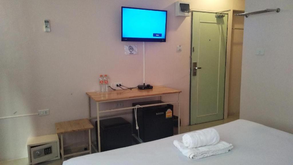Bird Room Hotel - Pratunam Bangkok Extérieur photo