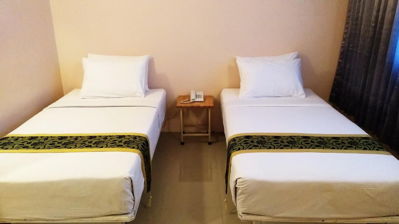 Bird Room Hotel - Pratunam Bangkok Extérieur photo